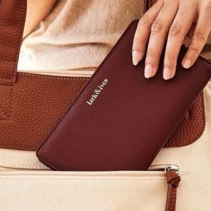 Lark & Ives Vegan Wallet